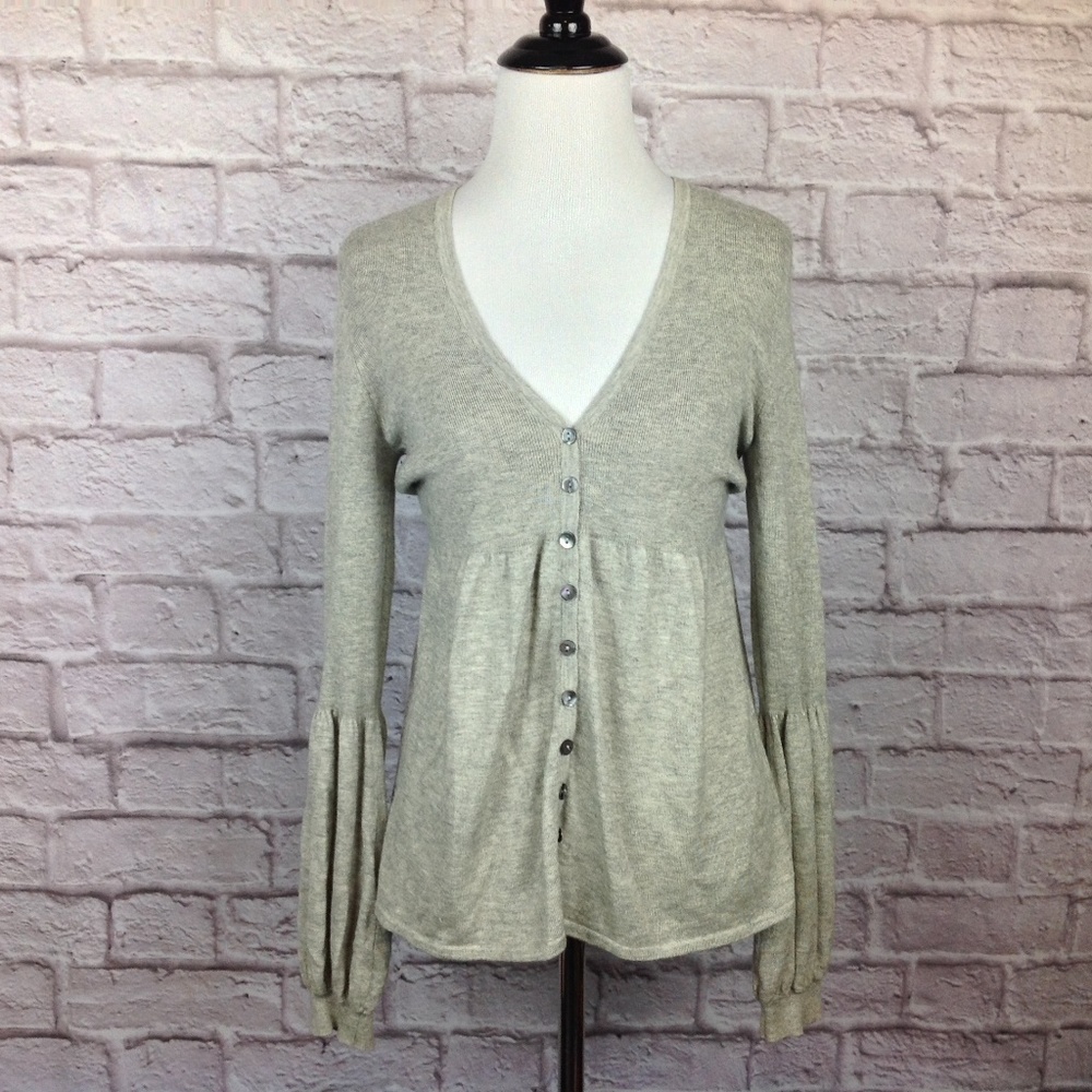Who Sweater Cardigan Women Juniors 3 Button Gray